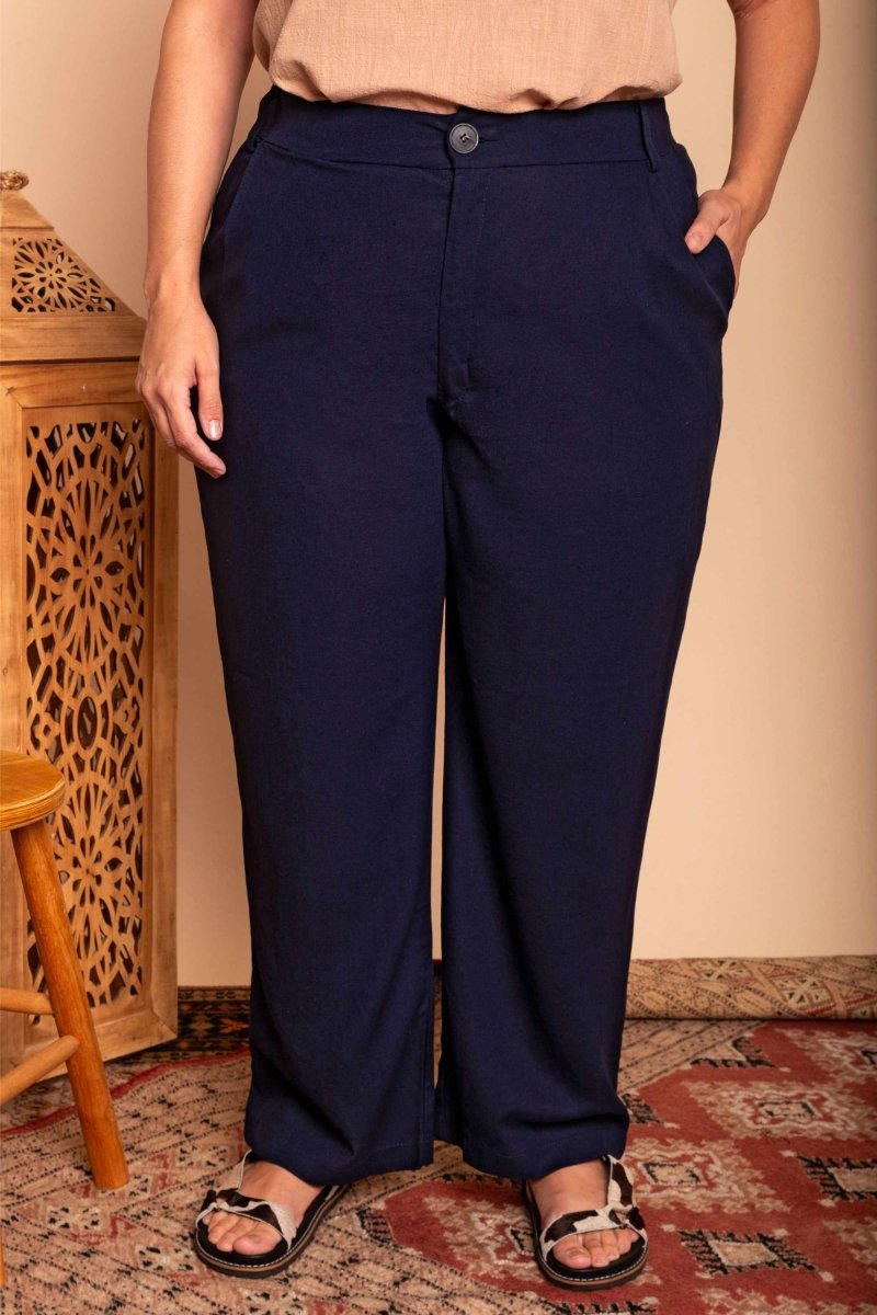 Calça Reta Alfaiataria Feminina - Azul Marinho - Uhnika