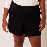 Shorts Saia de Viscose - Preto - Uhnika