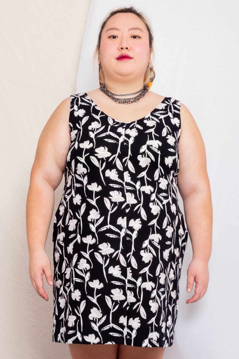 Vestido Curto de Linho Decote V - Floral Preto - Uhnika