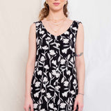 Vestido Curto de Linho Decote V - Floral Preto - Uhnika