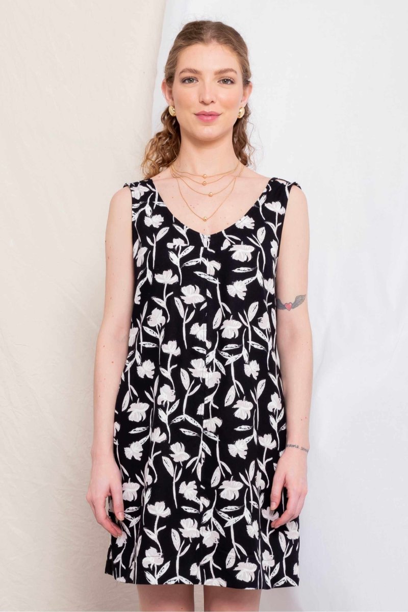 Vestido Curto de Linho Decote V