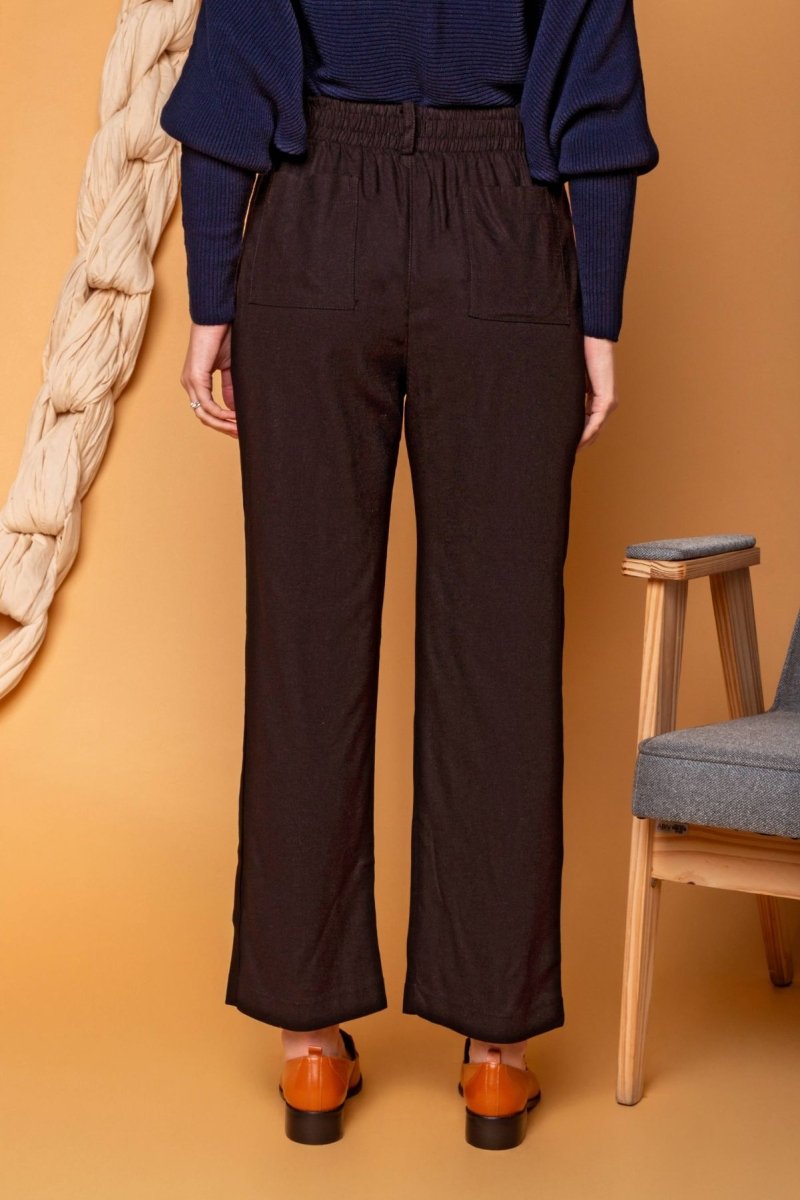 Calça Reta Alfaiataria Feminina - Preto - Uhnika