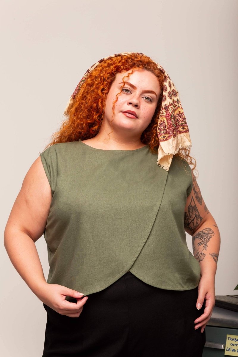 Blusa Feminina de Linho Pétala - Verde - Uhnika