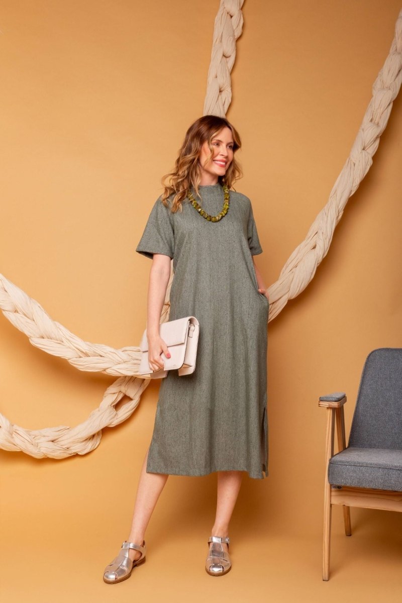 Vestido Midi Manga Curta - Verde - Uhnika