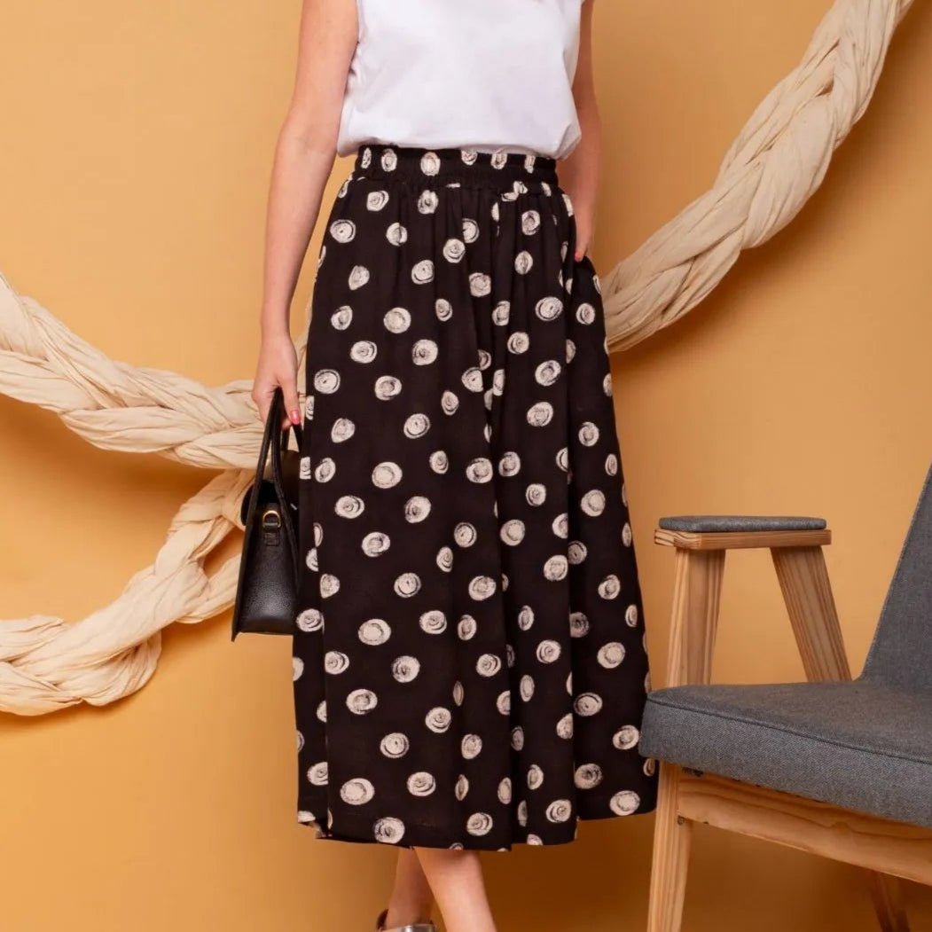 Calça Saia de Malha - Preta Poá - Uhnika