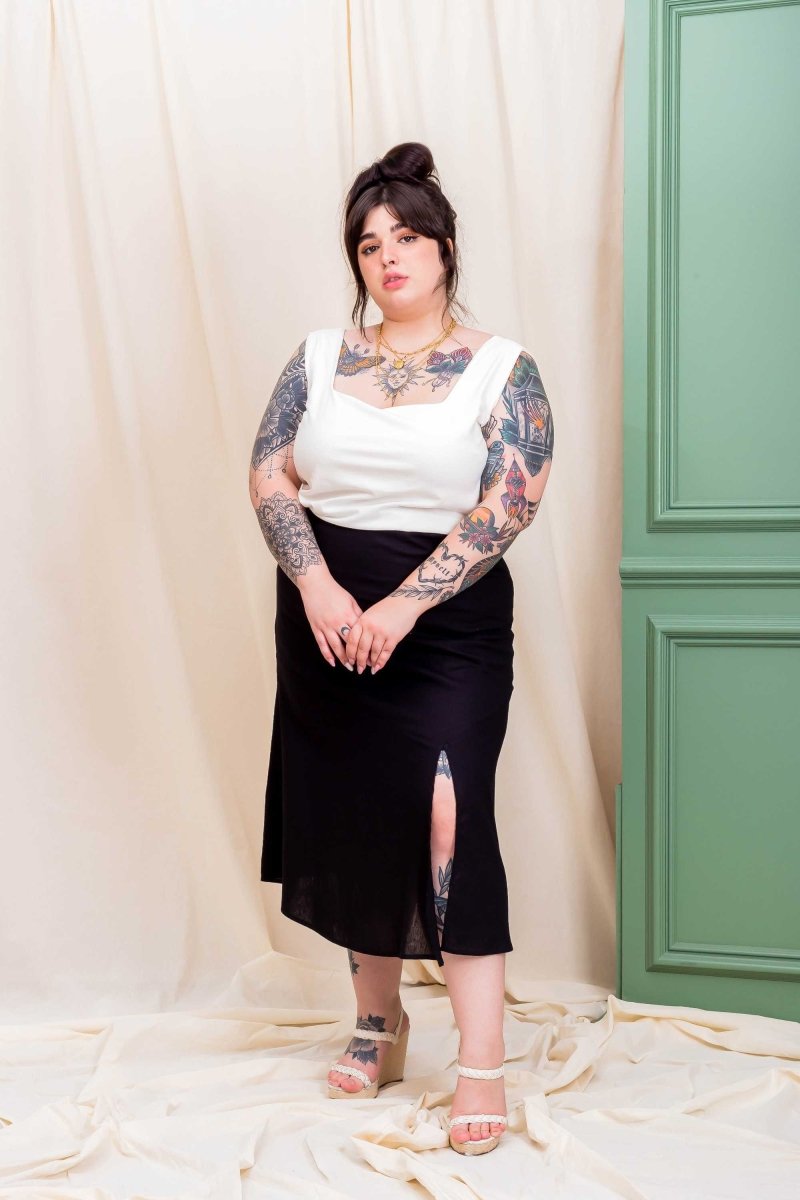 Saia Midi de Linho com Fenda - Preto - Uhnika
