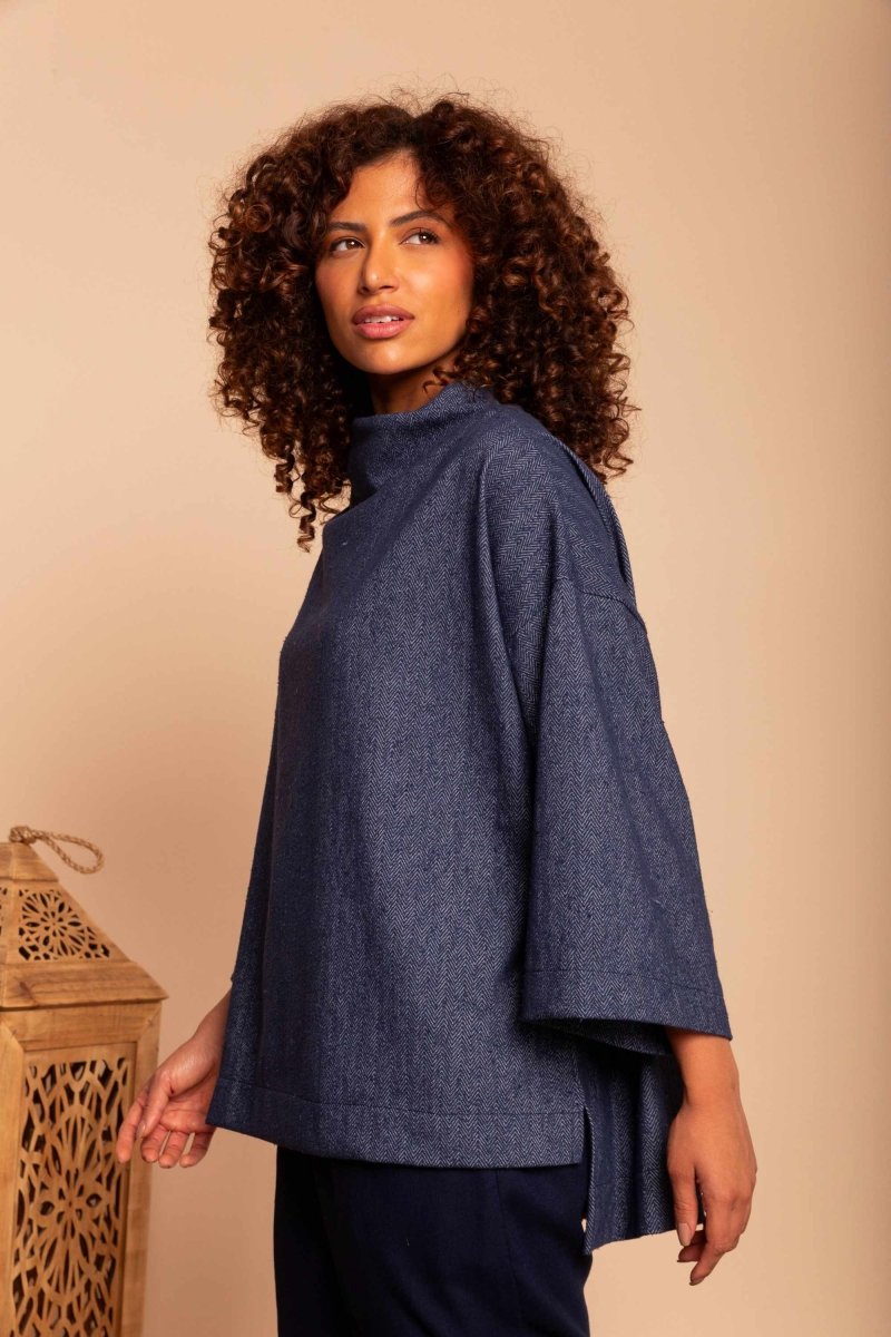 Moletom Gola Alta Oversized - Azul - Uhnika
