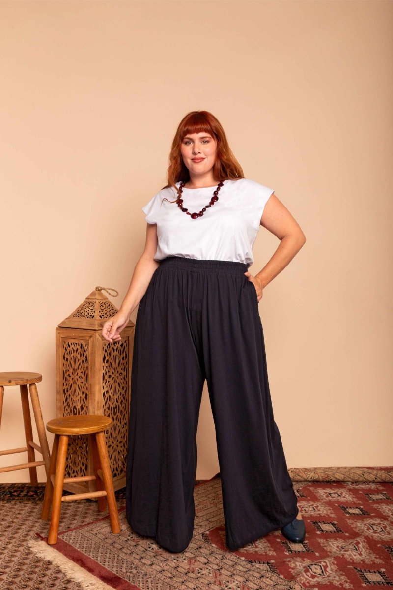 Calça Pantalona de Malha - Azul Marinho - Uhnika