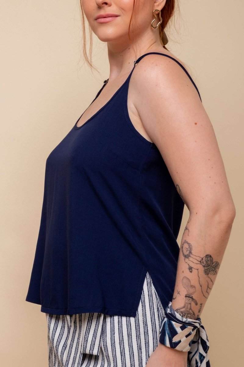 Regata de Viscose Chloe - Azul Marinho - Uhnika