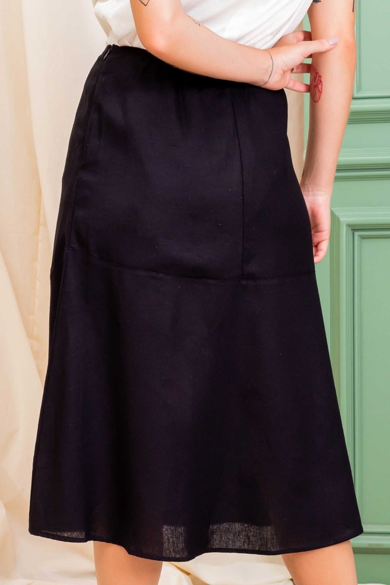Saia Midi de Linho com Fenda - Preto - Uhnika