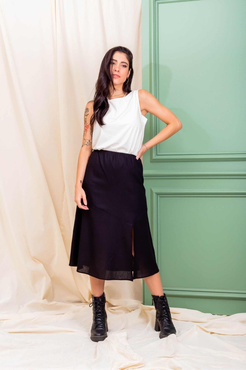 Saia Midi de Linho com Fenda - Preto - Uhnika