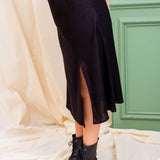 Saia Midi de Linho com Fenda - Preto - Uhnika