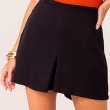 Shorts Saia de Viscose - Preto - Uhnika