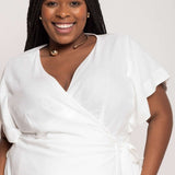 Vestido Curto de Linho Transpassado - Off White - Uhnika
