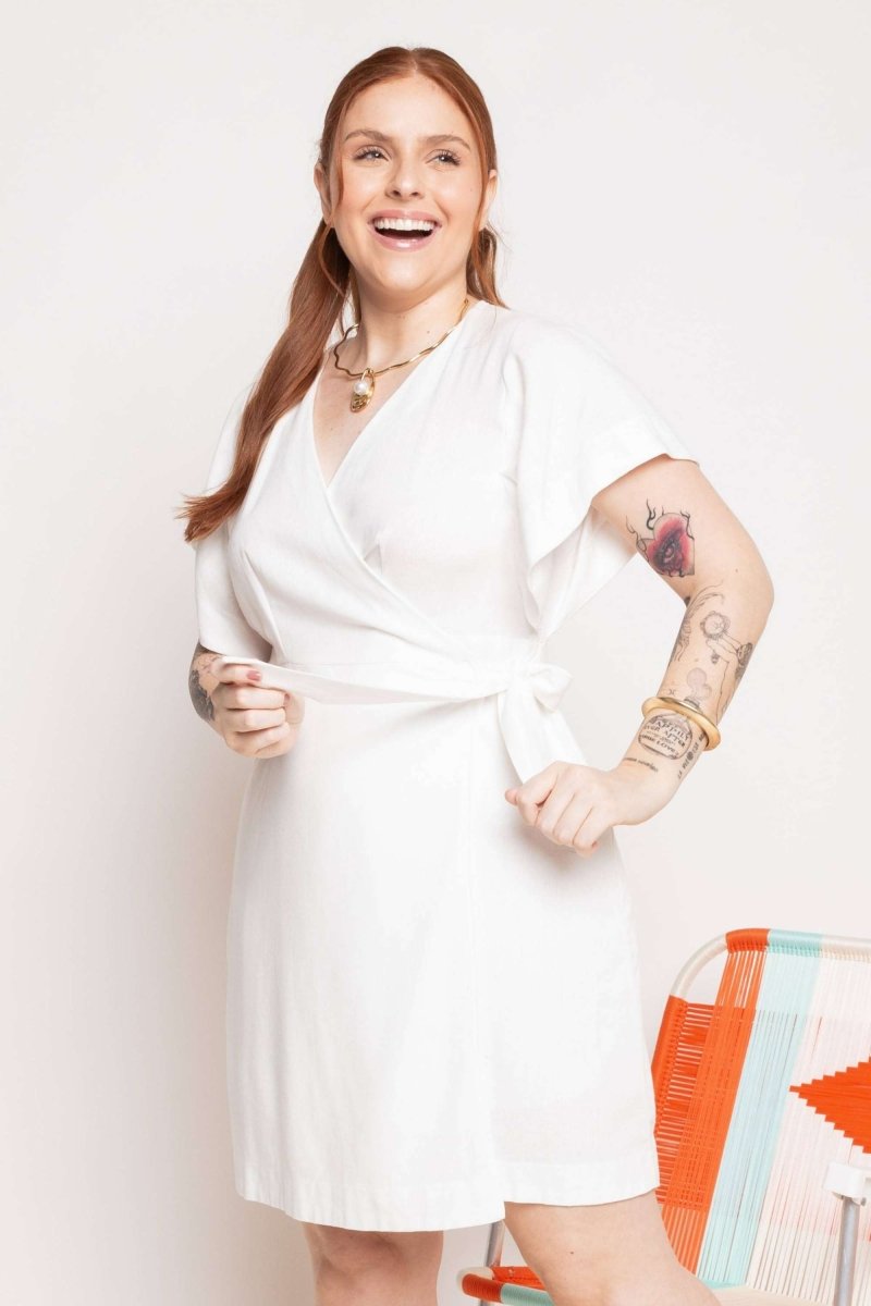 Vestido Curto de Linho Transpassado
