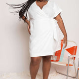 Vestido Curto de Linho Transpassado - Off White - Uhnika