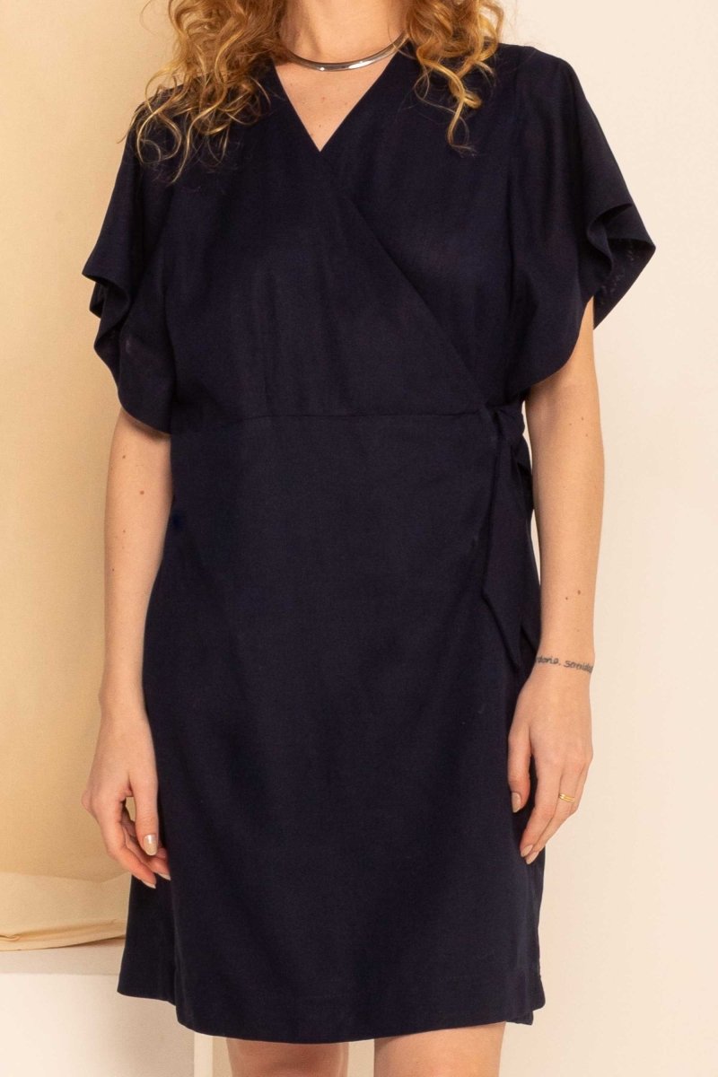 Vestido Curto de Linho Transpassado - Azul Marinho - Uhnika