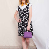 Vestido Curto de Linho Decote V - Floral Preto - Uhnika